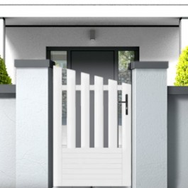 Portillon PVC sur mesure concave Alençon (poignée à droite en situation)